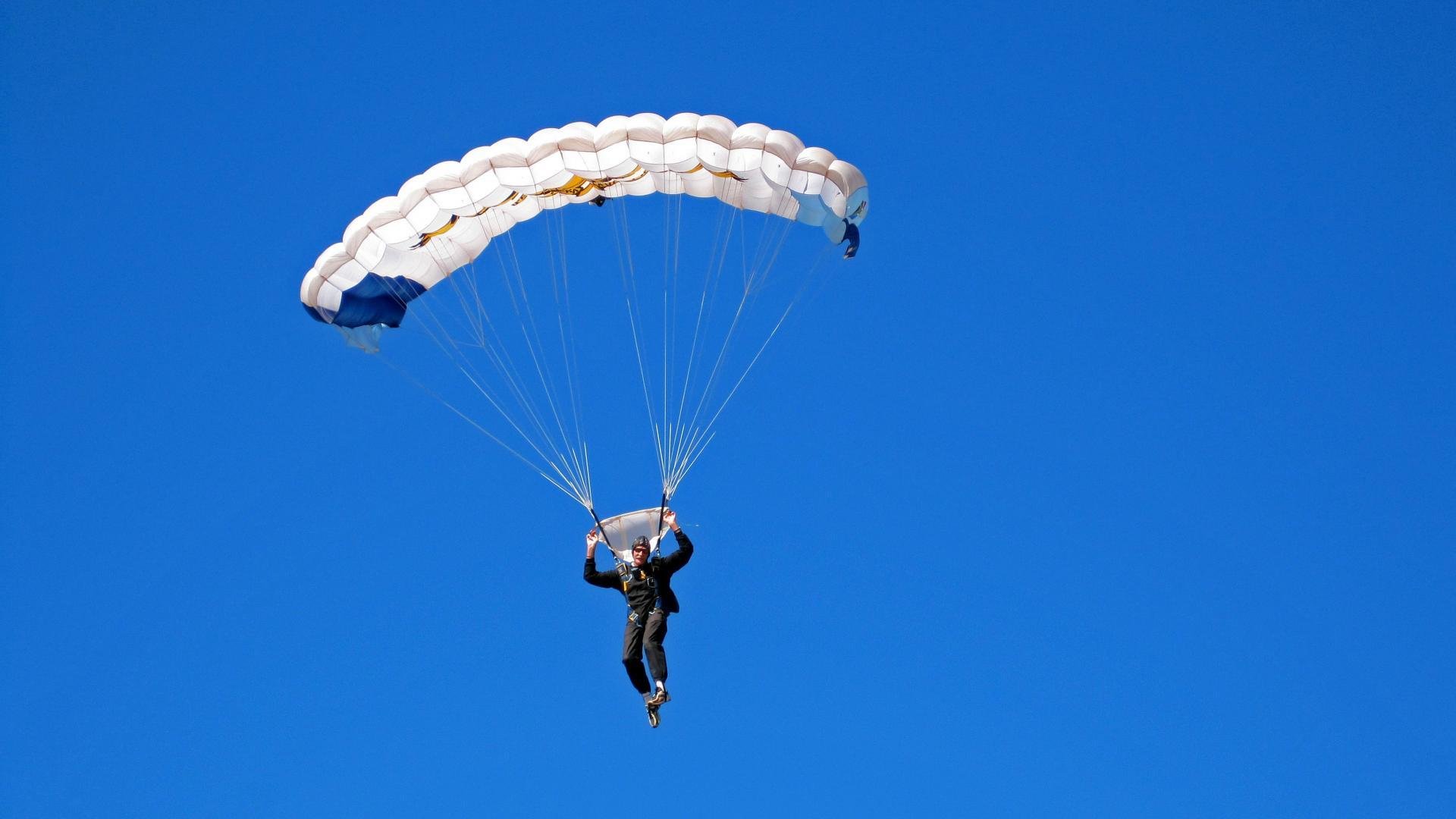 【电子裁判首次应用】全场视频判决带来的公正新纪元，电子裁判的优缺点