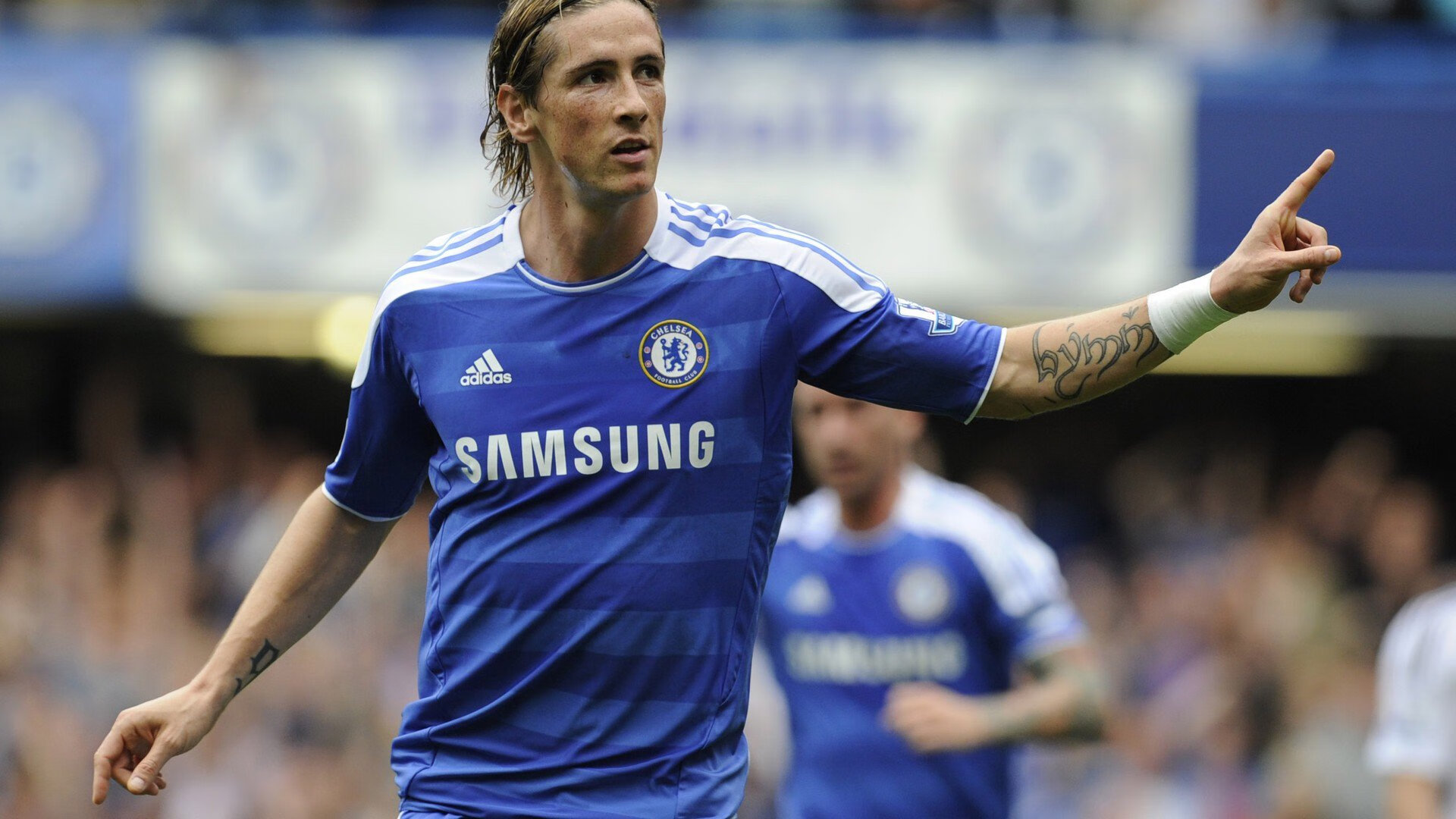 奥斯梅恩转会切尔西，挑战英超，奥斯梅恩身价